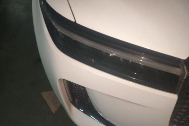 理想汽车 理想ONE 2020款 增程6座版车身外观8