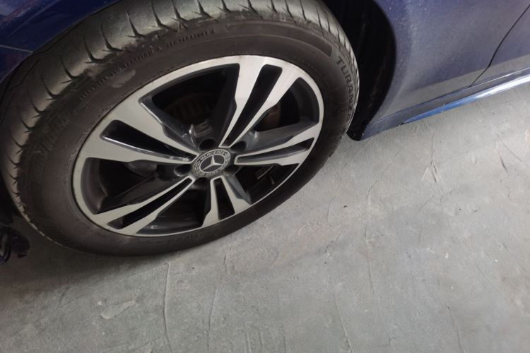 奔驰C级 2018款 C 200 运动版车身外观6007