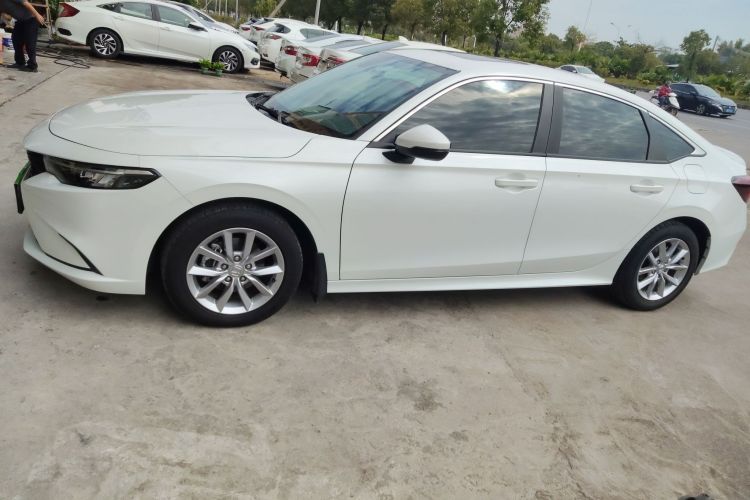 本田 型格 2022款 240TURBO 手动专属版车身外观4