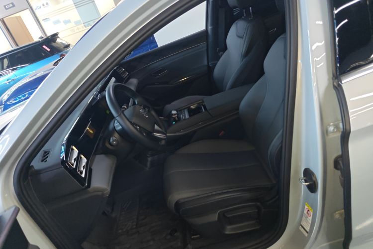 比亚迪 秦L 2024款 DM-i 80KM领先型中控内饰19