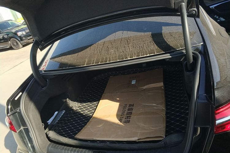 奥迪A6L 2021款 45 TFSI quattro 臻选动感型机舱底盘23