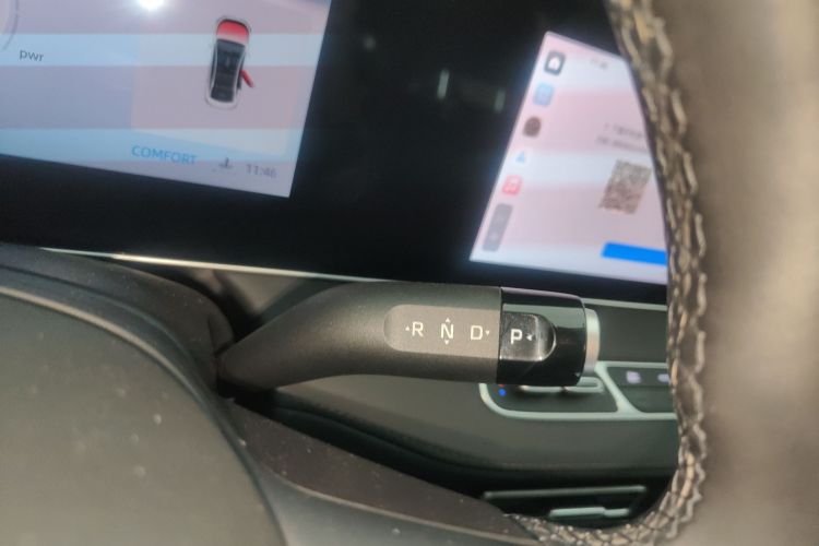 荣威D7 2023款 DMH 125km 超越版中控内饰18