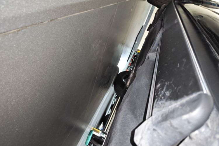 路虎卫士 2024款 110 3.0T P400 X-DYNAMIC HSE局部细节9001