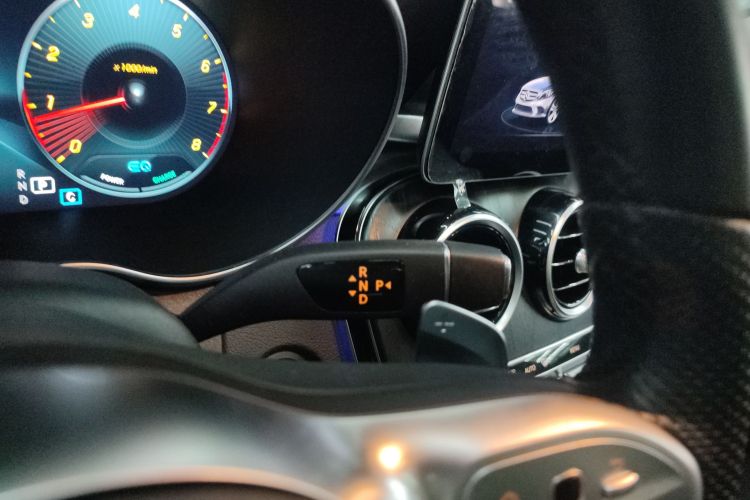 奔驰C级 2020款 改款 C 260 L 运动版局部细节18