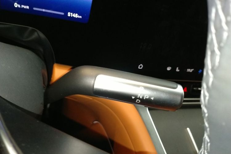 鸿蒙智行 问界M9 2024款 增程 Max版 42kWh 5座版局部细节18