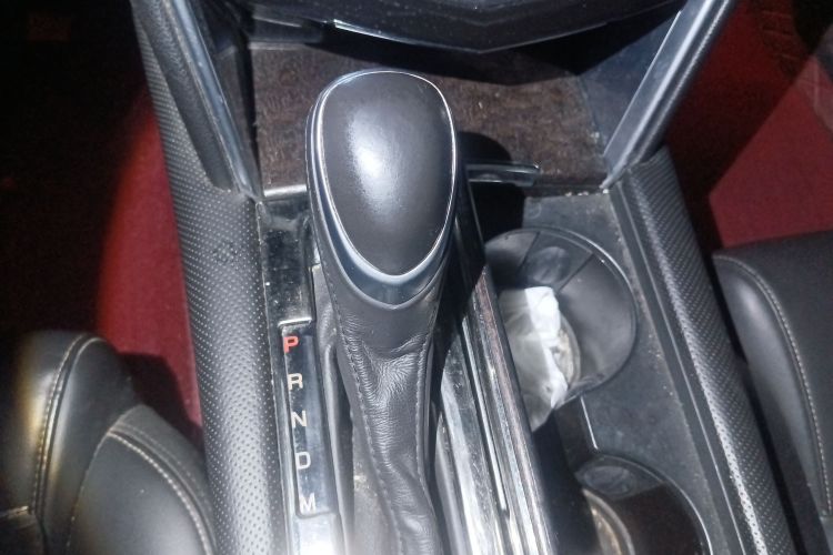 凯迪拉克XTS 2018款 28T 技术型中控内饰18