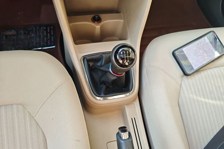 大众 捷达 2015款 质惠版 1.4L 手动舒适型中控内饰18