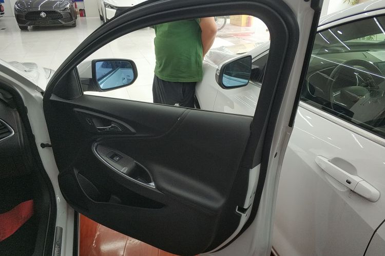 雪佛兰 迈锐宝XL 2019款 535T CVT锐联版中控内饰7005