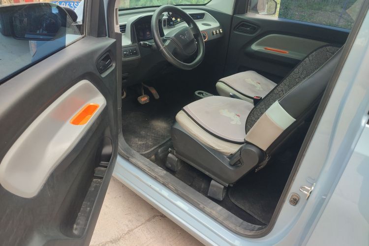 五菱汽车 宏光MINIEV 2022款 自在款 三元锂中控内饰7003