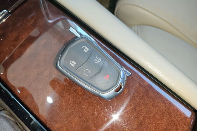 凯迪拉克XTS 2016款 28T 精英型中控内饰7001