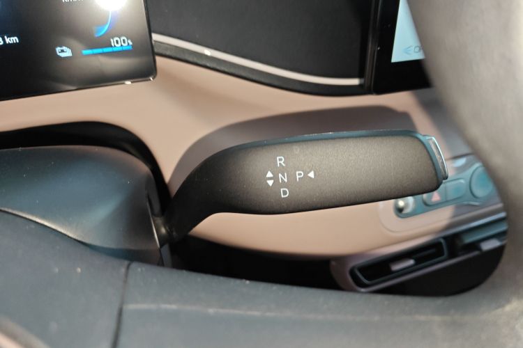 比亚迪 海鸥 2025款 智驾版 305km 活力版中控内饰18