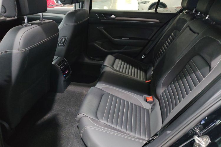 大众 迈腾 2020款 330TSI DSG 领先型中控内饰21