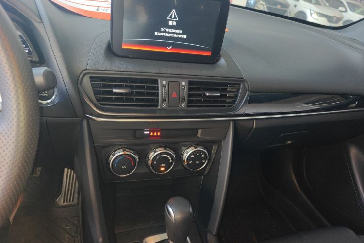马自达CX-4 2020款 2.0L 自动两驱蓝天活力版中控内饰16