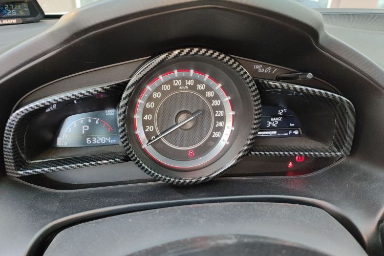 马自达3 昂克赛拉 2016款 三厢 1.5L 自动豪华型中控内饰14