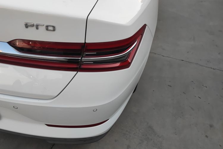 比亚迪 秦Pro 2020款 超越版 1.5TI 自动旗舰型车身外观6006