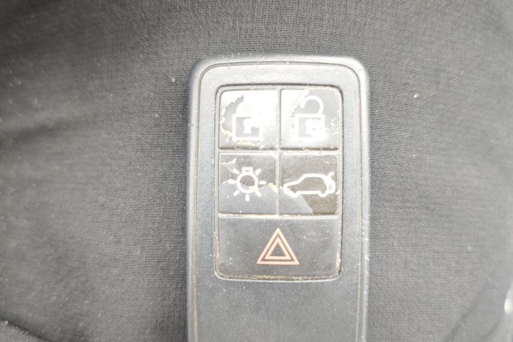 沃尔沃XC60 2017款 T5 智行升级版中控内饰11