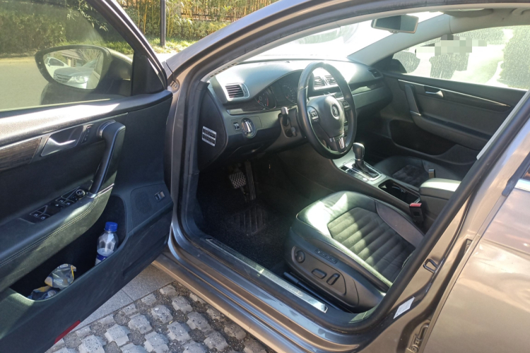 大众 迈腾 2013款 2.0TSI 尊贵型中控内饰7003