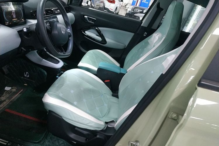 零跑汽车 零跑T03 2022款 耀金版中控内饰19