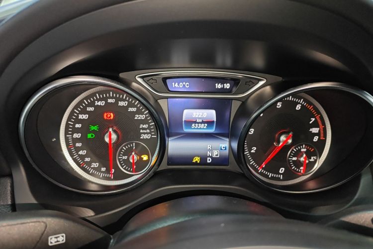 奔驰CLA 2017款 CLA 200 动感型局部细节14