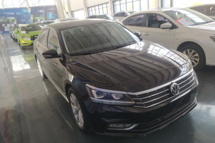 大众 帕萨特 2017款 330TSI DSG尊荣版车身外观3