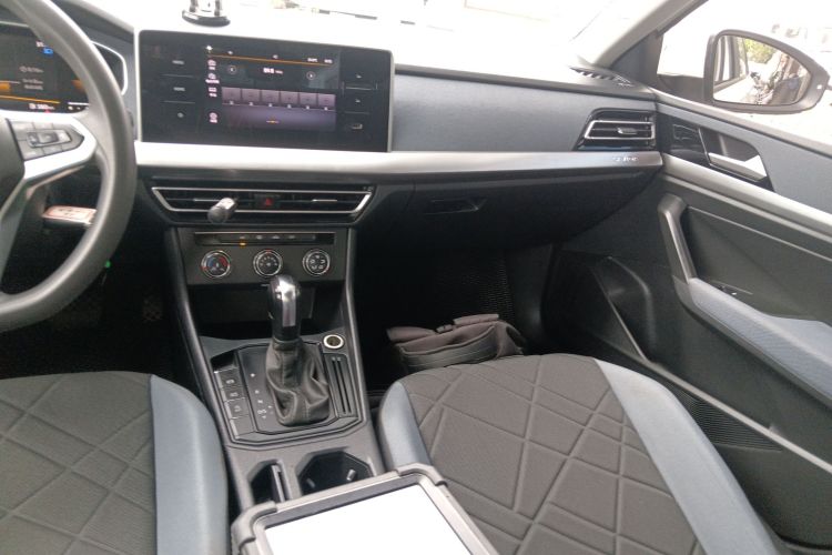 大众 朗逸 2023款 1.5L 自动得逸版中控内饰16