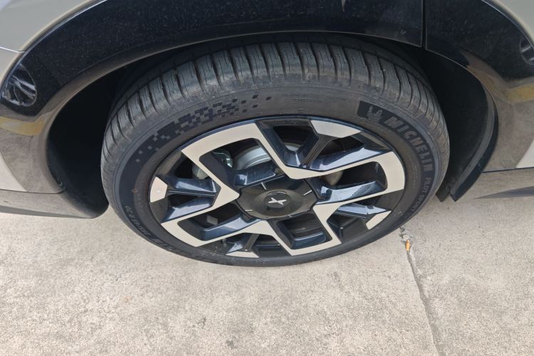 小鹏G7 2025款 702 超长续航 Max车身外观6008