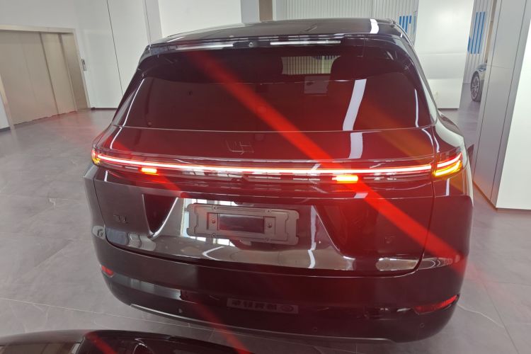 理想汽车 理想L7 2024款 Ultra车身外观6