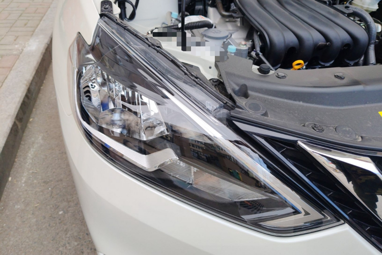 日产 轩逸 2024款 改款二 经典 1.6XL CVT豪华版车身外观8