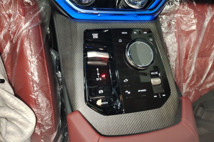 宝马X3 2025款 xDrive30L 领先型 M运动曜夜套装局部细节18