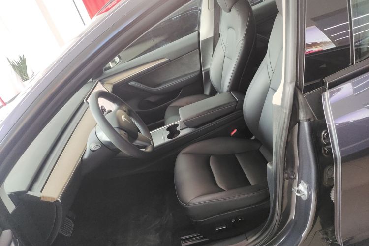 特斯拉 Model 3 2021款 标准续航后驱升级版 3D6中控内饰19