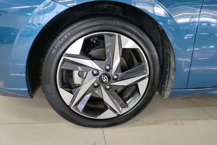 现代 伊兰特 2022款 1.5L CVT GLX精英版车身外观6007