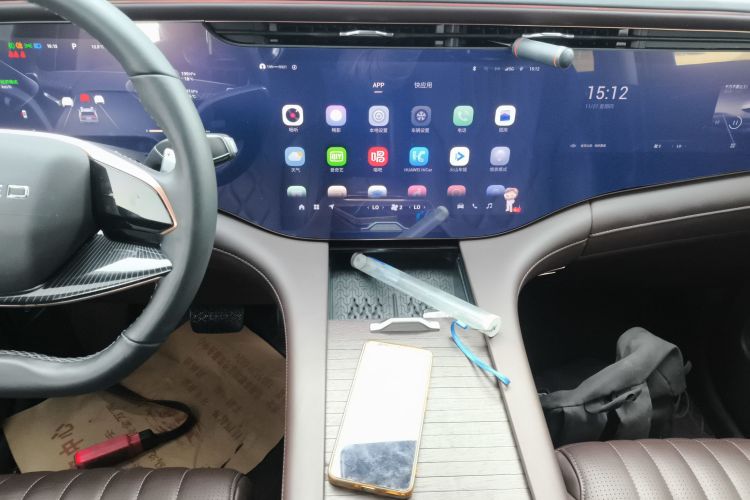 星途揽月 2023款 400T 四驱星尊版 6座中控内饰16