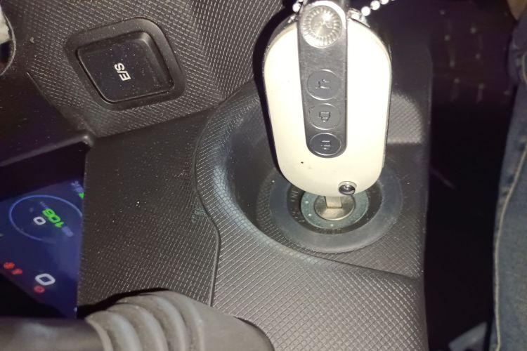 五菱汽车 宏光MINIEV 2022款 自在款 磷酸铁锂中控内饰11