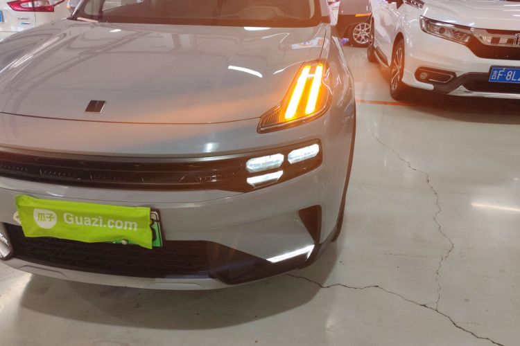 领克06 EM-P 2022款 PHEV 84KM续航版 Pro车身外观36