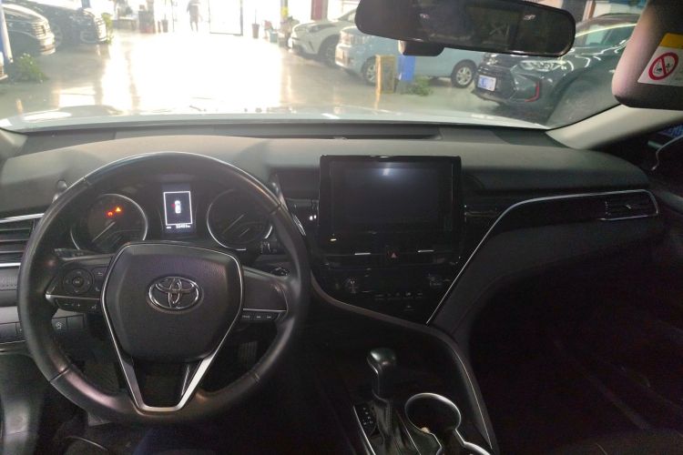 丰田 凯美瑞 2022款 2.0GVP 领先版中控内饰12