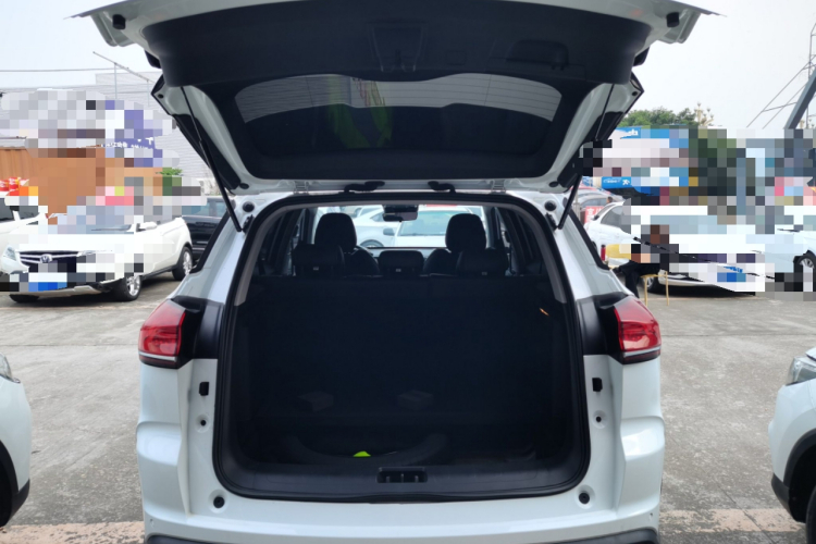 吉利汽车 2022款 博越X 1.8TD DCT智慧型局部细节23