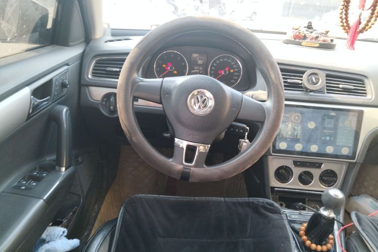 大众 朗逸 2013款 改款经典 1.6L 手动舒适版中控内饰13