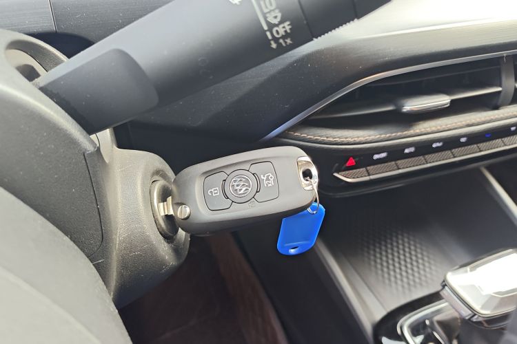 别克 威朗 2023款 Pro 乐享版中控内饰11