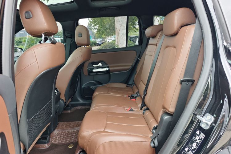 奔驰GLB 2024款 GLB 200 时尚型中控内饰21