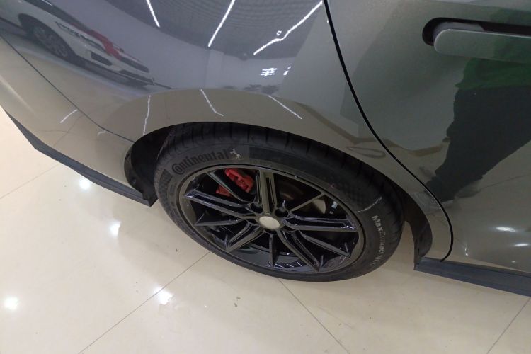 长安UNI-V 2023款 1.5T 尊贵型车身外观6008