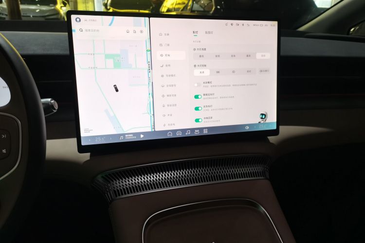 小鹏X9 2025款 740超长续航 Max中控内饰16