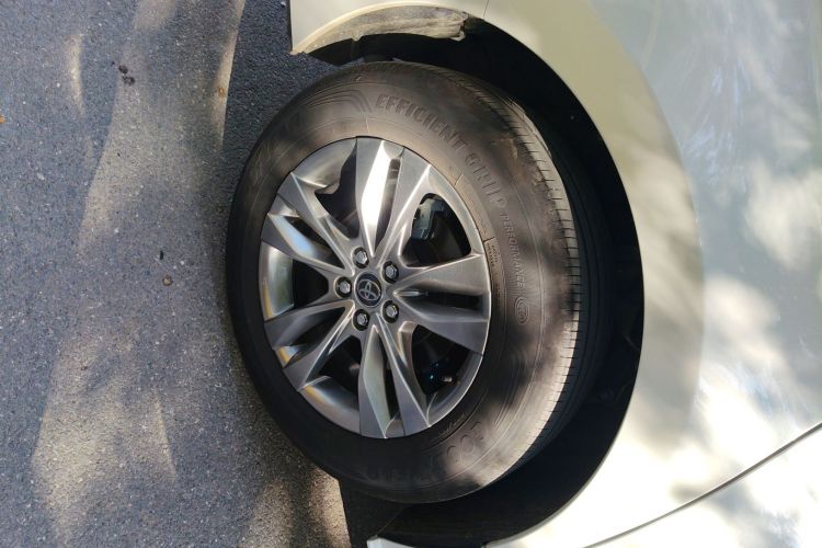 丰田 赛那SIENNA 2024款 2.5L混动 舒适版车身外观6008