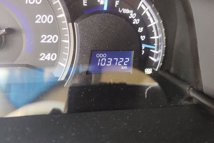 丰田 凯美瑞 2015款 2.0G 领先版中控内饰15