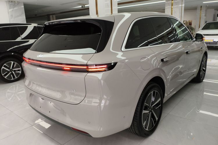理想汽车 理想L6 2024款 Pro车身外观7