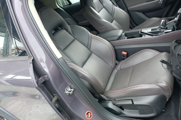 领克02 2020款 1.5T DCT两驱耀版局部细节41