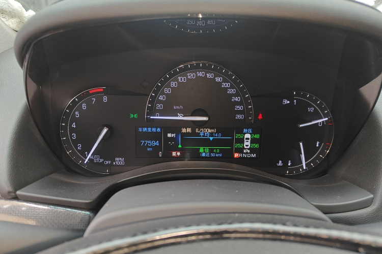 凯迪拉克ATS-L 2017款 28T 技术型中控内饰14