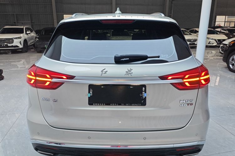 红旗HS5 2022款 改款 2.0T 智联旗享版车身外观6