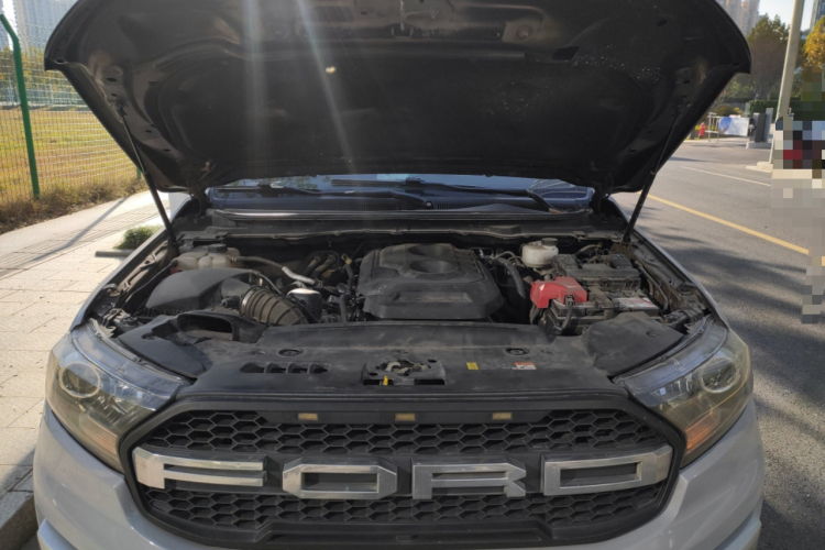 福特 撼路者 2017款 2.0T 汽油自动四驱菁英版 5座局部细节24