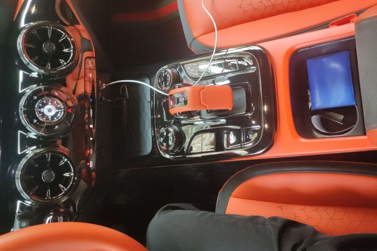 超境汽车 共创坦克300 2023款 2.0T 赛博骑士中控内饰7006