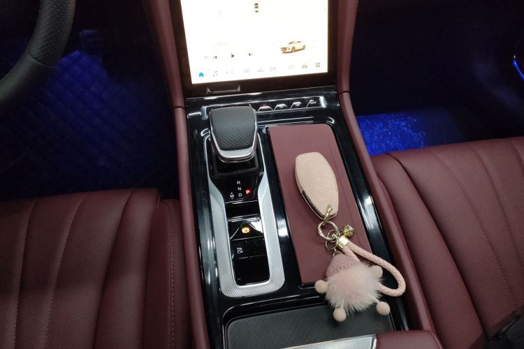 红旗H5 2025款 1.5T DCT旗韵版局部细节18